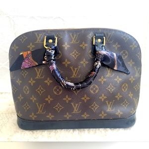 Louis Vuitton Alma PM